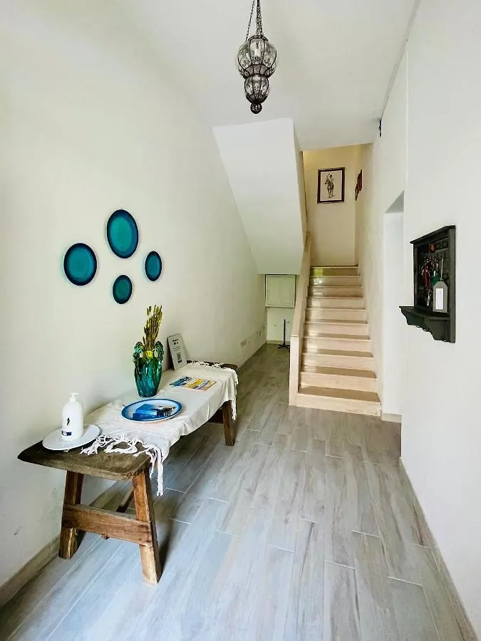 فندق مبيت وإفطار أوريستانو B&B Tre - Rooms & Relax إيطاليا
