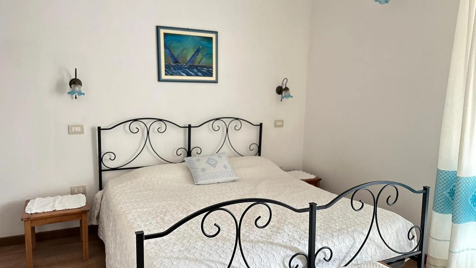 أوريستانو B&B Tre - Rooms & Relax 0*,  إيطاليا